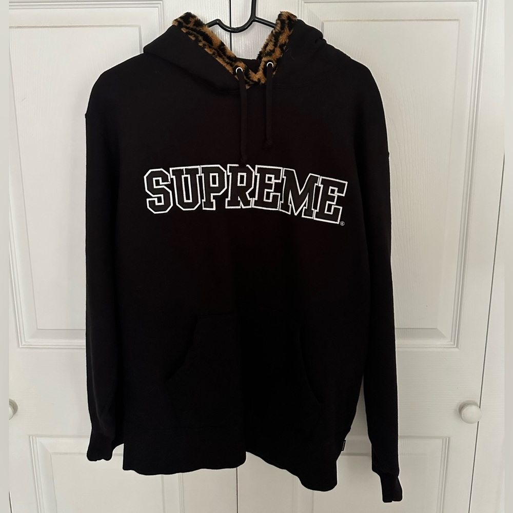 Supreme Hoodie